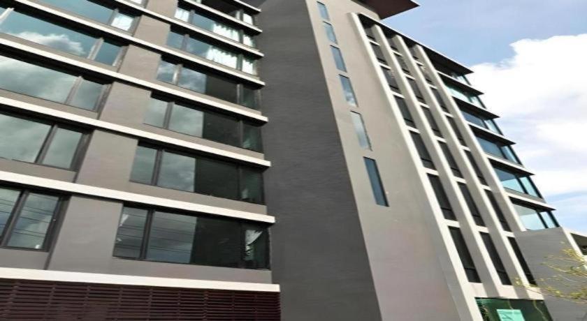 Hotel B2 Black Business And Budget 3*